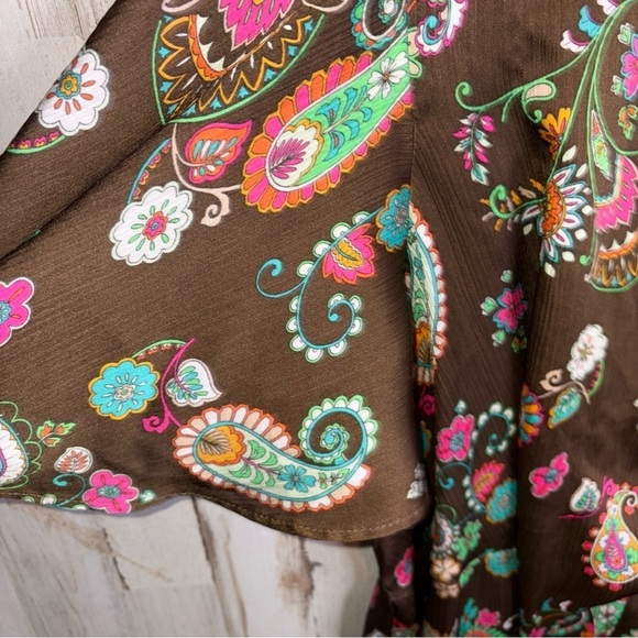 CATO Womens Top Size 22/24W  Short Sleeves V-Neck Brown Paisley Floral - Picture 5 of 16